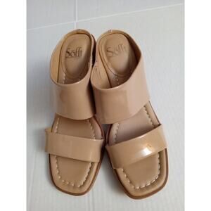 NWOT Sofft Women's Size 8.5 Sheila Leather Dress Slide in Caramel. Dressy